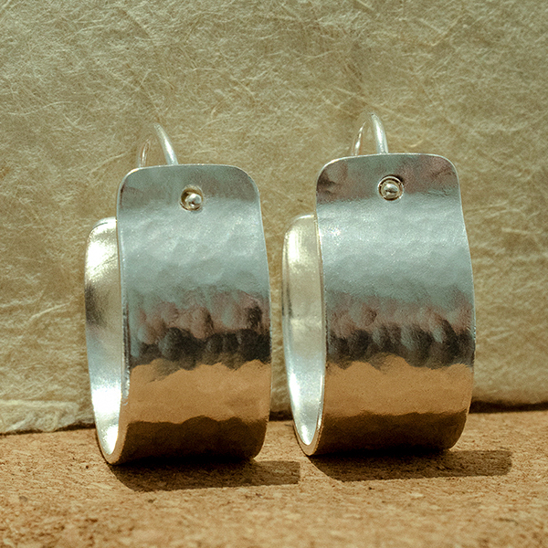 Aretes